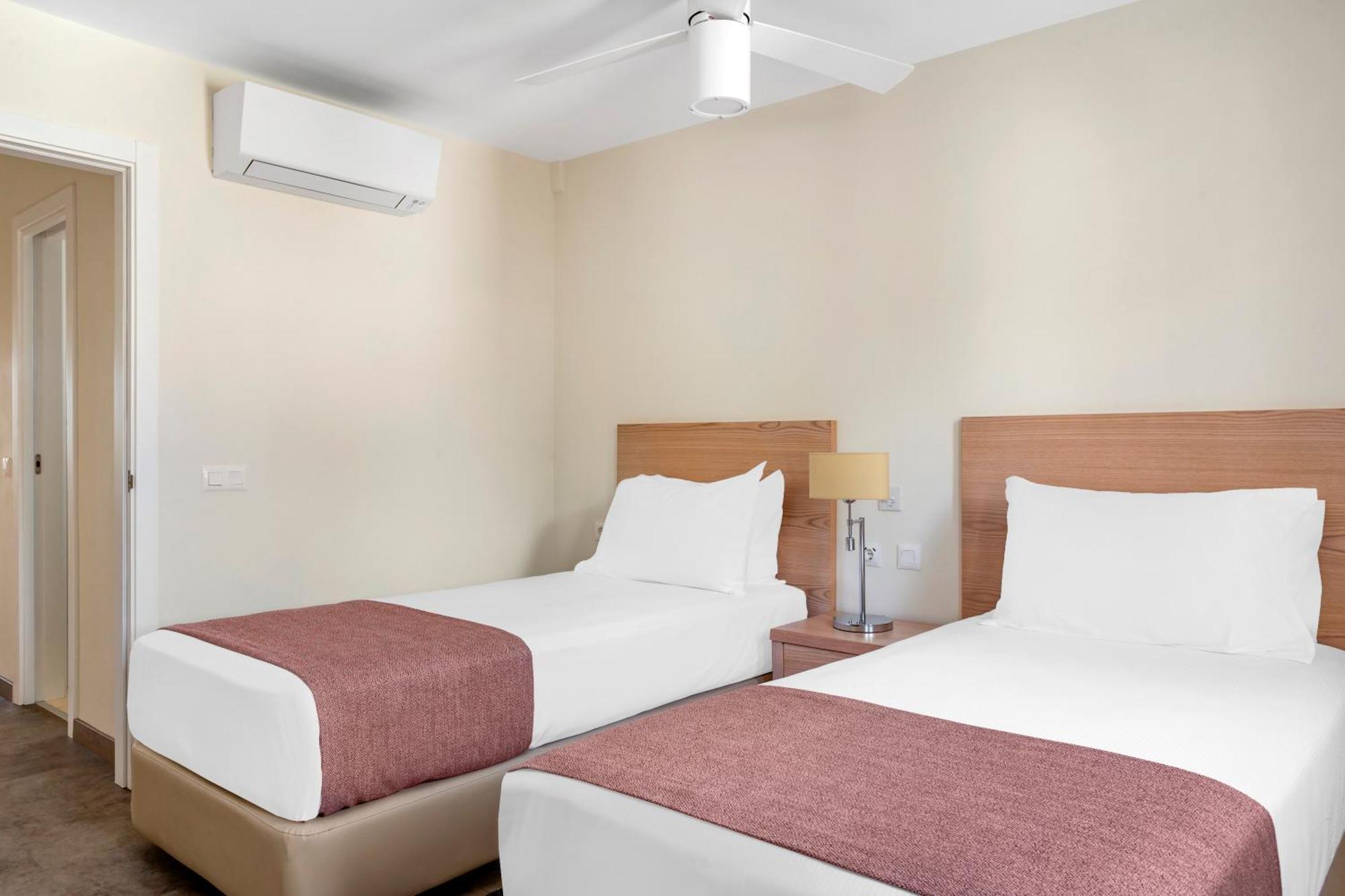 Two-Bedroom Apartment,1546985674:JPEG